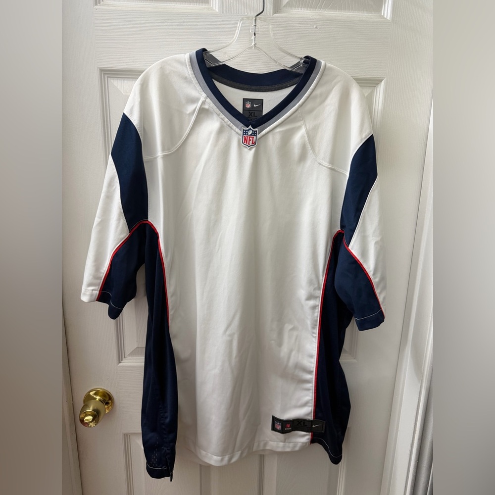 Customizable Nike NFL New England Patriots White Football Jersey